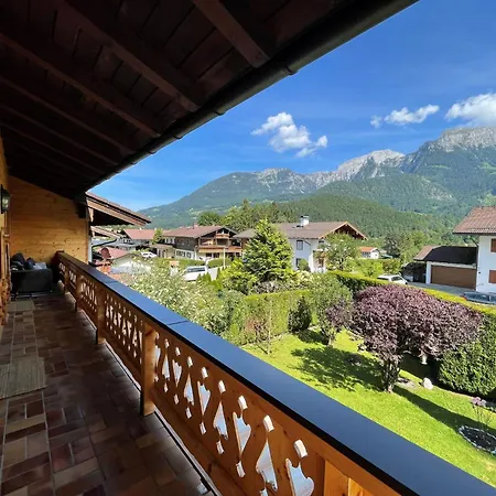 Haus Hochlenzerblick شقة *