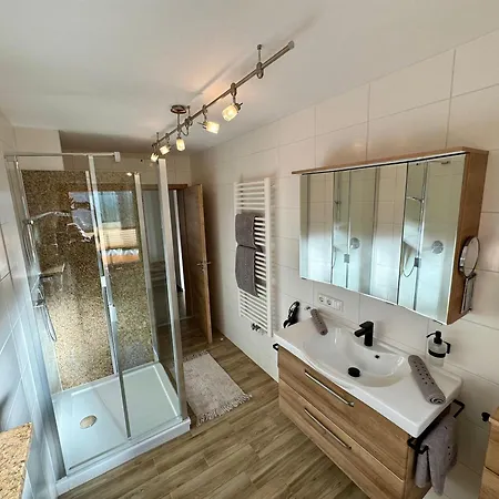 شقة Haus Hochlenzerblick *