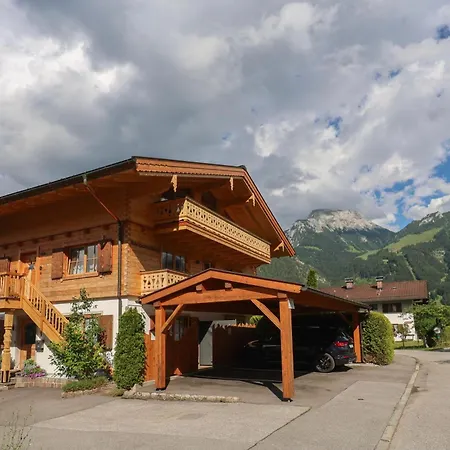 Haus Hochlenzerblick شقة